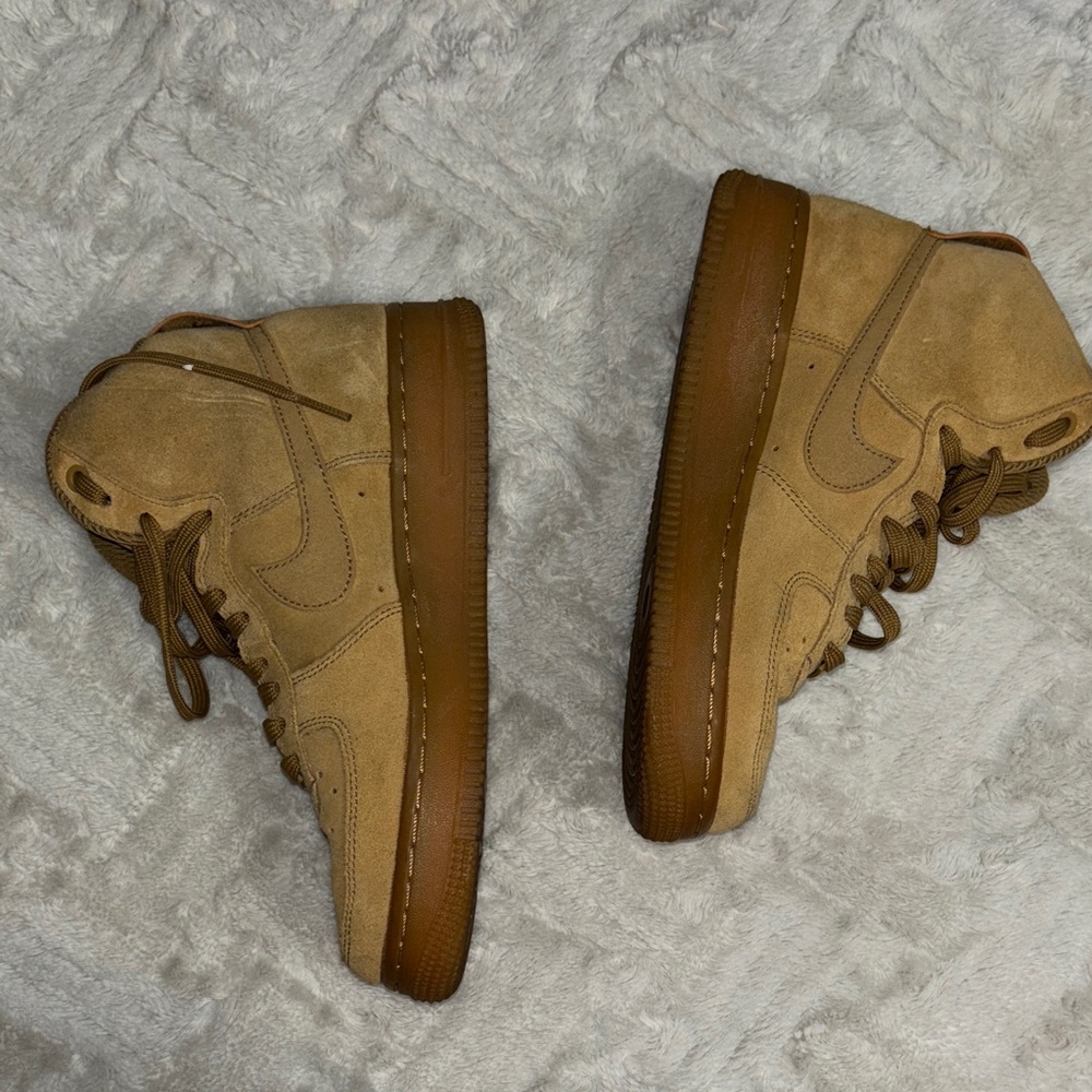 Nike Air Force 1 High Top Sneakers